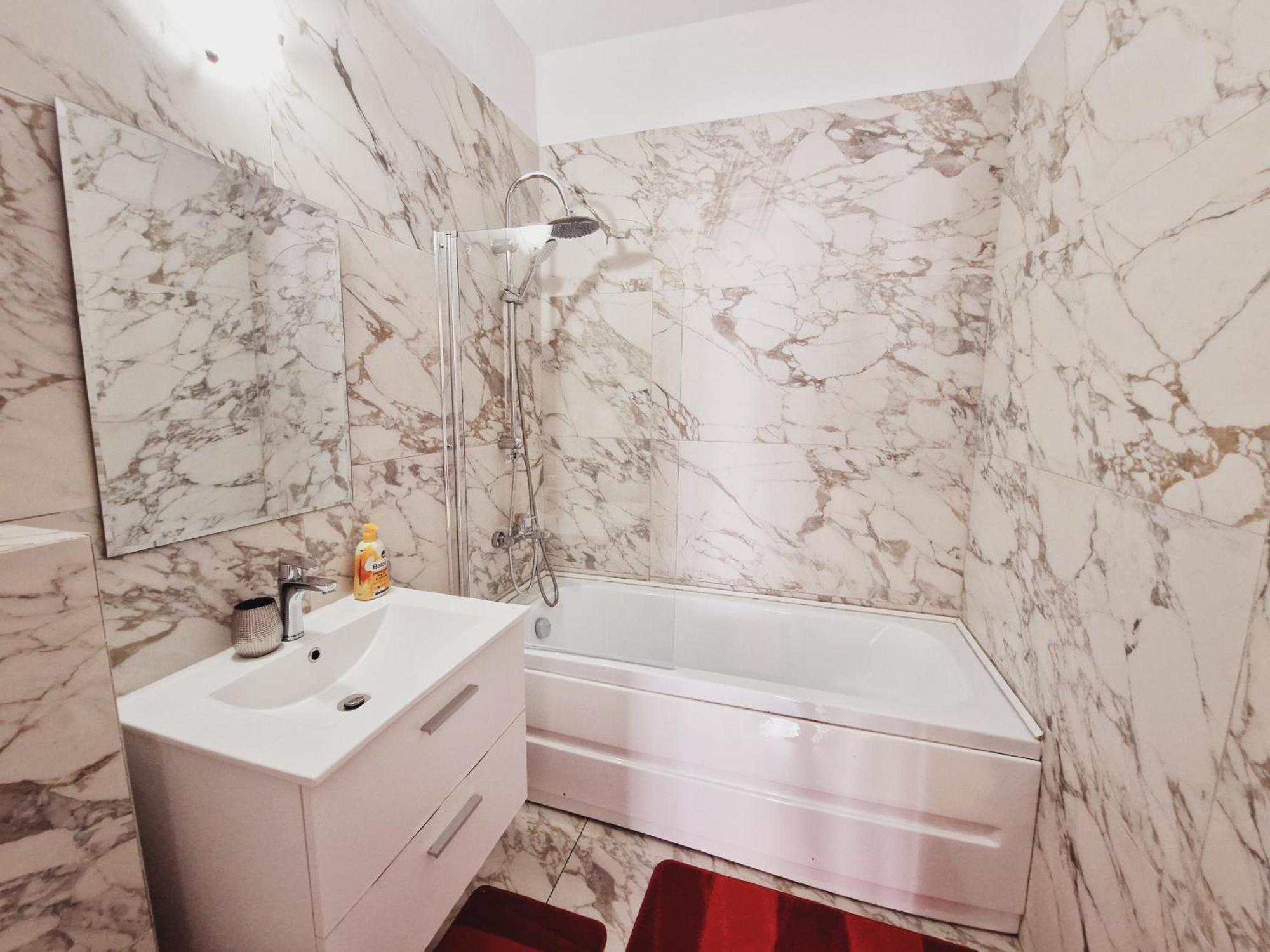 Ultracentral 5* Boutique Hotel Style Apartment. Brand New. 2 Rooms. Spacious. Free Parking Cluj-Napoca Exterior foto